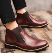 Large Flat Leather Broch Carved Mid-High Cut Shoes