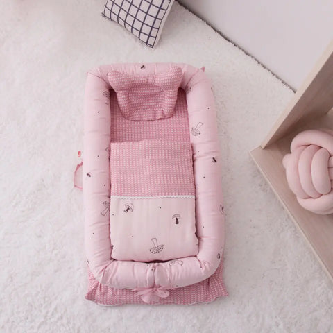 Portable Anti-Fright Bed for Newborns