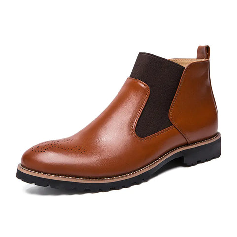 Large Flat Leather Broch Carved Mid-High Cut Shoes