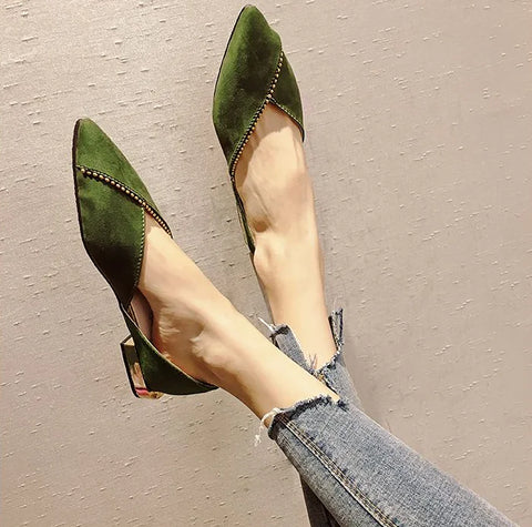Pointed Shoes, Loafers, and Flat Shoes
