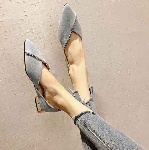 Pointed Shoes, Loafers, and Flat Shoes